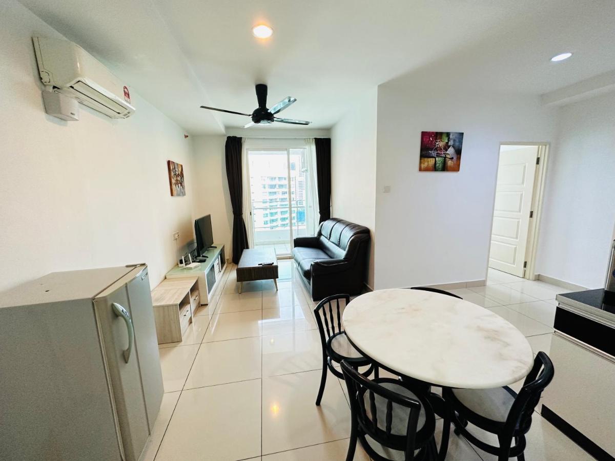 Cozy Seaview Penang Homestay @ Gurney Pulau Pinang جورج تاون المظهر الخارجي الصورة